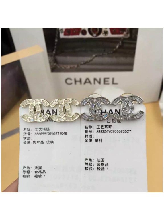 Белые Серьги Chanel белый значок перламутр камни