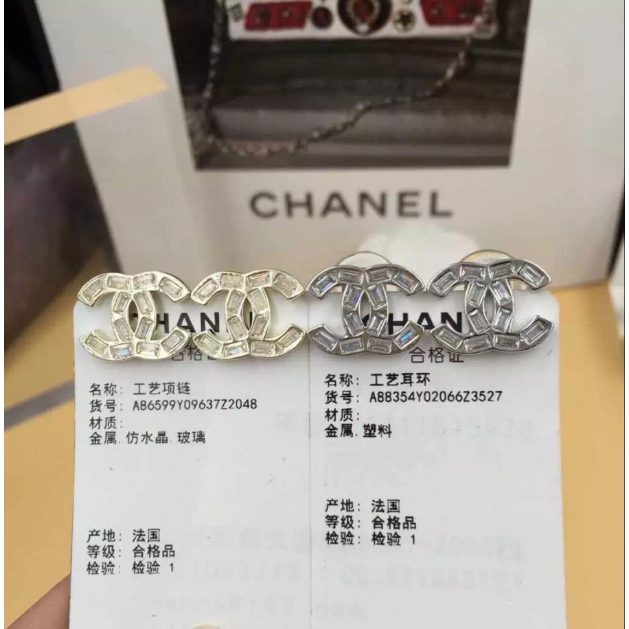 Белые Серьги Chanel белый значок перламутр камни