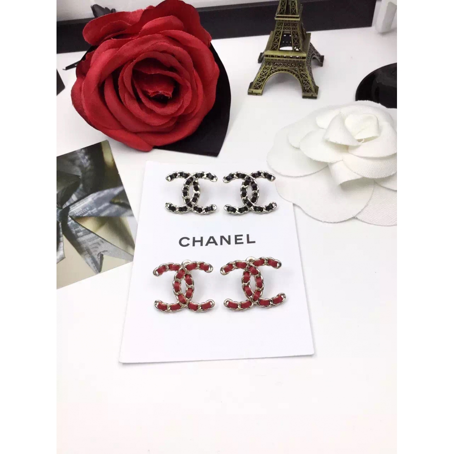 Красные Серьги Chanel красный кожаный значок