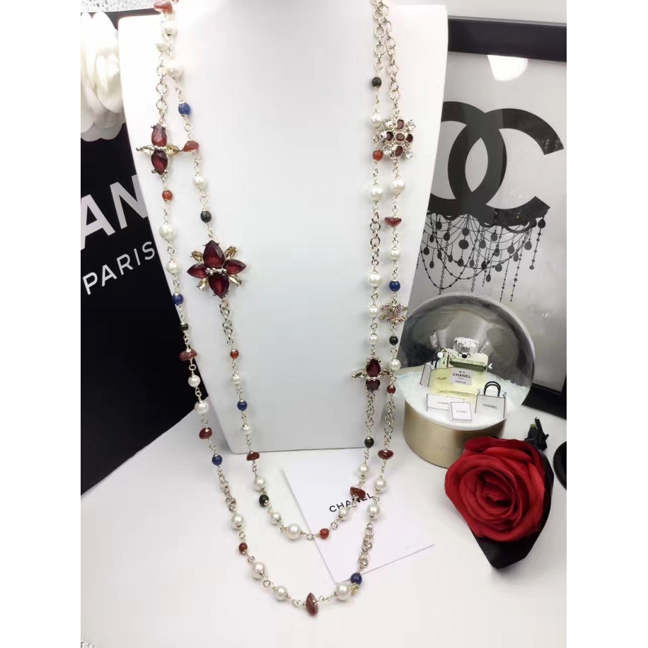 Золотое Колье Chanel длинное красные камни