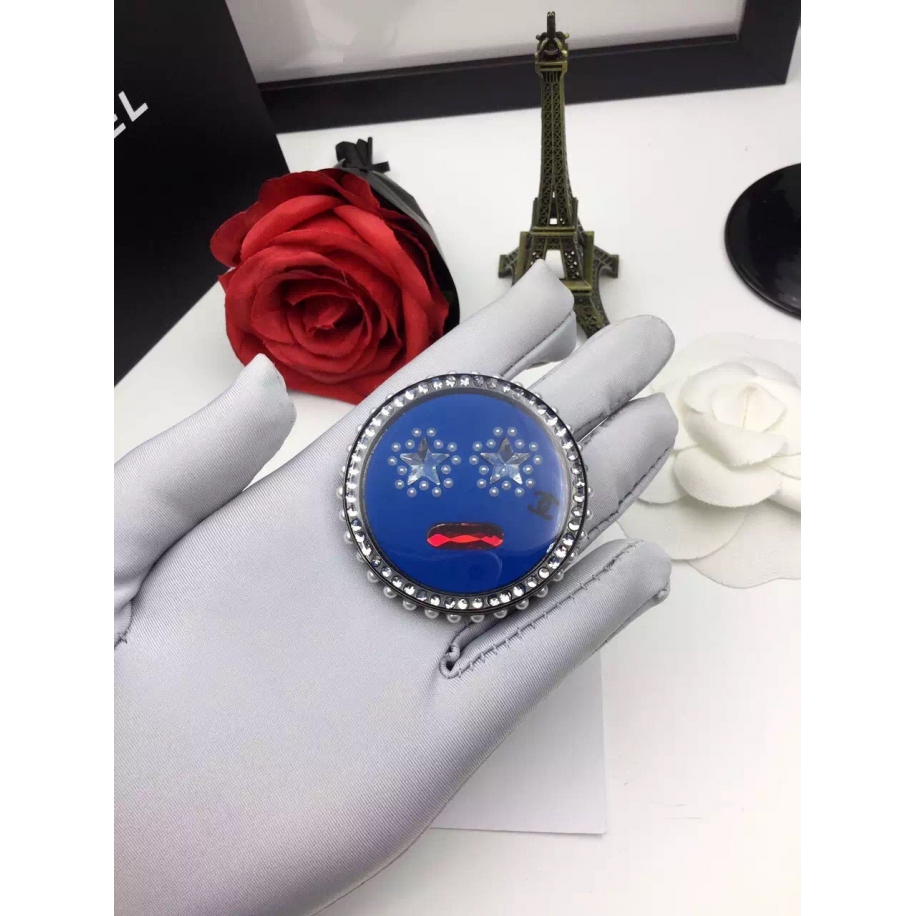 Синяя Брошка Chanel круг синяя пудра камни