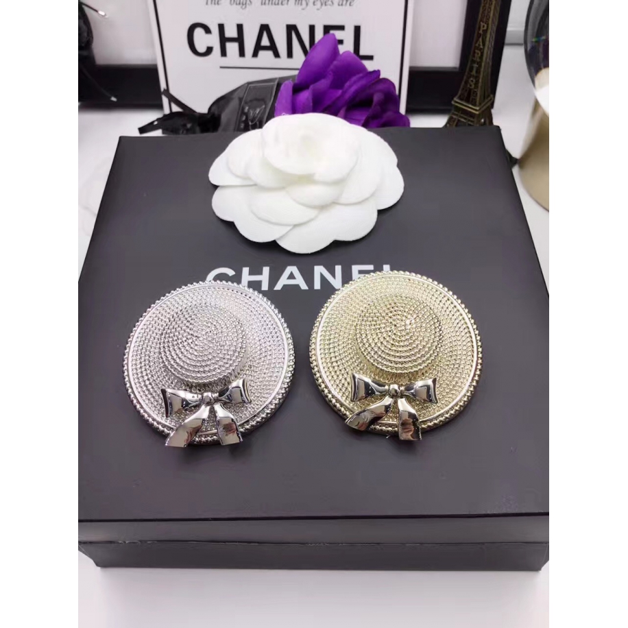 Золотая Брошка Chanel шляпка золотая