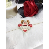 Золотая Брошка Chanel коровка золотая камни