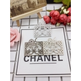 Золотая Брошка Chanel 