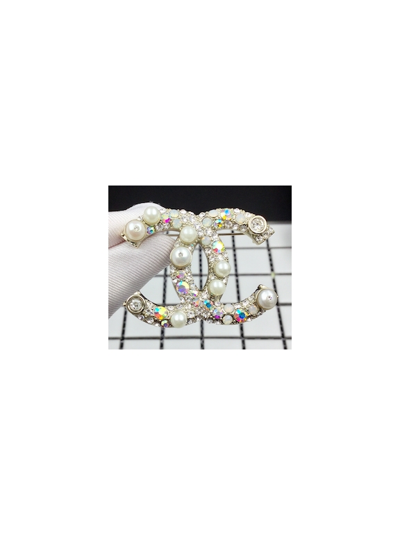 Золотая Брошка Chanel белые жемчужинки камни 