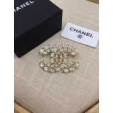 Брошка Chanel камни 