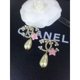 Золотые серьги Chanel розовый цветок эмаль жемчужинка