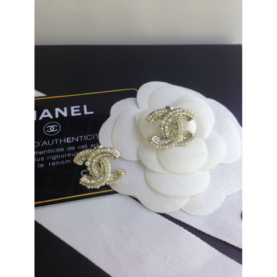 Черные серьги Chanel жемчужинки камни