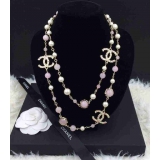 Золотое колье Chanel розово - белые жемчужинки