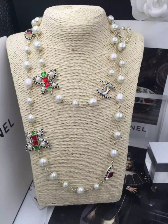 Золотое колье Chanel жемчужинки разноцветные камни