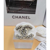 Золотая брошка Chanel эмаль камни